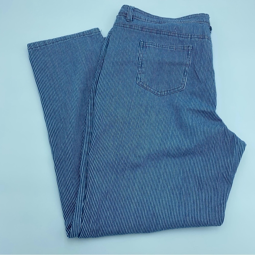 Per Se woman’s navy & white‎ striped jeans 16